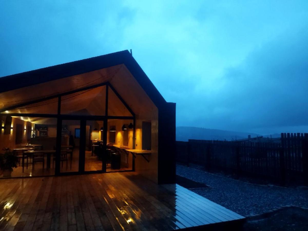 Peak Lodge Jyrgalan Exterior foto